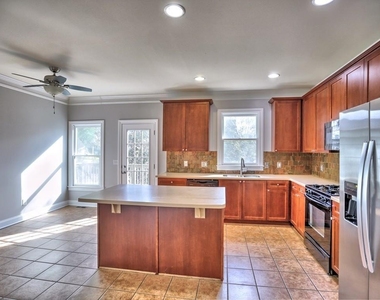 975 Odessa Drive Nw - Photo Thumbnail 14