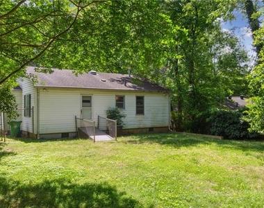 1682 Bridgeport Drive Ne - Photo Thumbnail 18