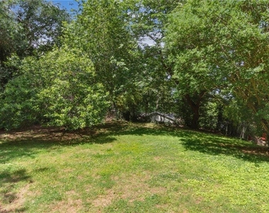 1682 Bridgeport Drive Ne - Photo Thumbnail 21