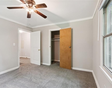 1682 Bridgeport Drive Ne - Photo Thumbnail 12