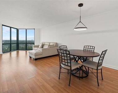 2870 Pharr Court South Nw - Photo Thumbnail 14