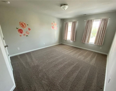9095 Maple Run Trail - Photo Thumbnail 19