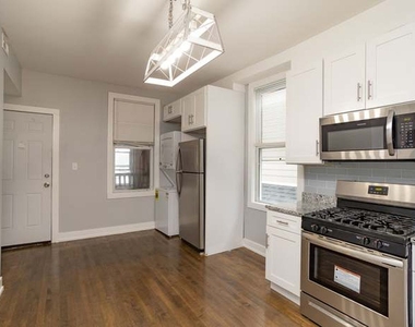 2657 N Ridgeway Avenue - Photo Thumbnail 8