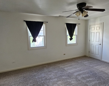 833 Village Quarter Road - Photo Thumbnail 11
