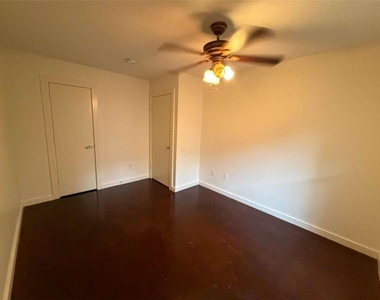 241 Maynard Terrace - Photo Thumbnail 20
