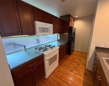 241 Maynard Terrace - Photo Thumbnail 10