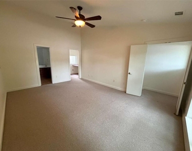 241 Maynard Terrace - Photo Thumbnail 12