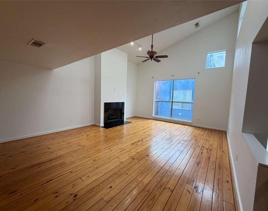 241 Maynard Terrace - Photo Thumbnail 6