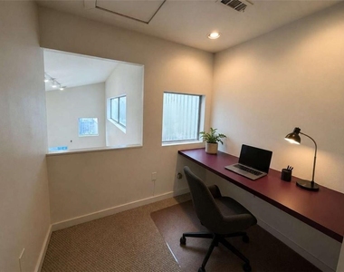 241 Maynard Terrace - Photo Thumbnail 16