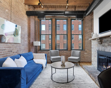 331 S Peoria Street - Photo Thumbnail 2