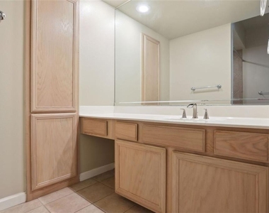 3777 Peachtree Road Ne - Photo Thumbnail 11