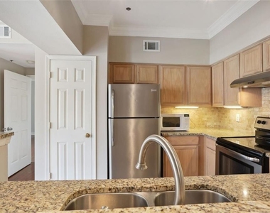 3777 Peachtree Road Ne - Photo Thumbnail 4