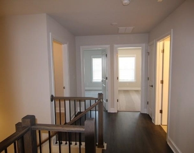 1329 Rosen Road - Photo Thumbnail 9