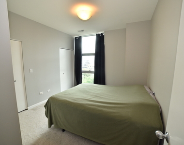 225 S Sangamon Street - Photo Thumbnail 8