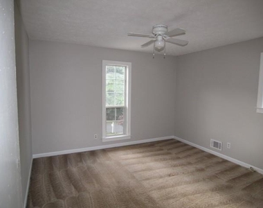 3765 Manor House Drive - Photo Thumbnail 12