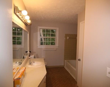 3765 Manor House Drive - Photo Thumbnail 10