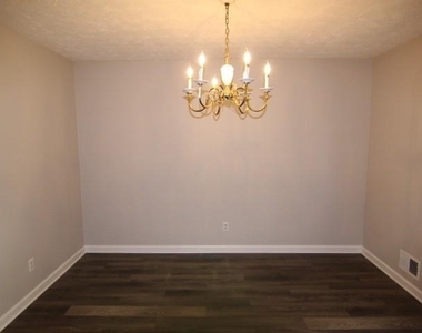 3765 Manor House Drive - Photo Thumbnail 3