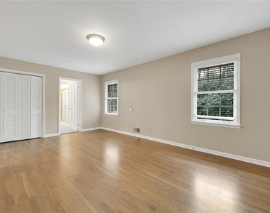 4517 E Kings Point Circle - Photo Thumbnail 20