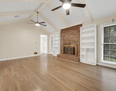 4517 E Kings Point Circle - Photo Thumbnail 13