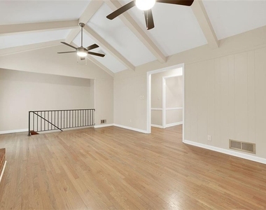 4517 E Kings Point Circle - Photo Thumbnail 11