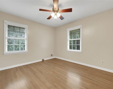 4517 E Kings Point Circle - Photo Thumbnail 22