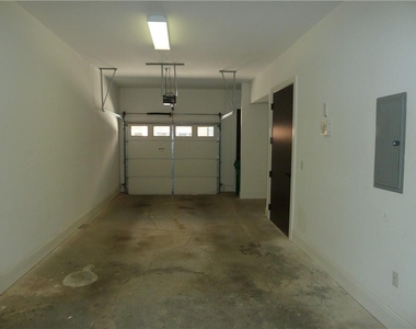 4727 Cypress - Photo Thumbnail 15