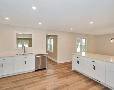 170 E Church Street - Photo Thumbnail 4