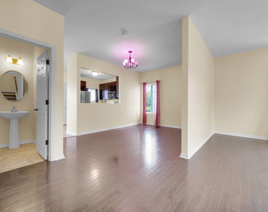 1476 Manning Avenue - Photo Thumbnail 2