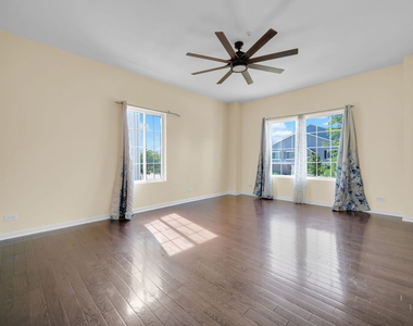 1476 Manning Avenue - Photo Thumbnail 3