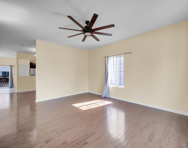 1476 Manning Avenue - Photo Thumbnail 4