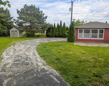 9427 Nerbonne Avenue - Photo Thumbnail 8