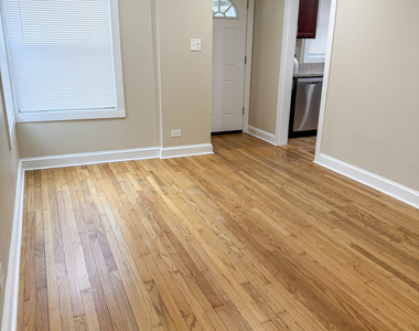 9427 Nerbonne Avenue - Photo Thumbnail 3