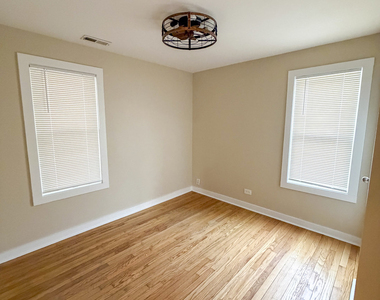 9427 Nerbonne Avenue - Photo Thumbnail 6