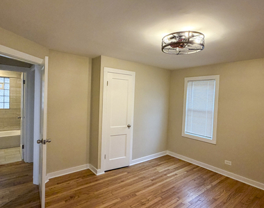 9427 Nerbonne Avenue - Photo Thumbnail 5