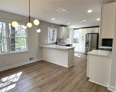 2972 Pathview Lane - Photo Thumbnail 4