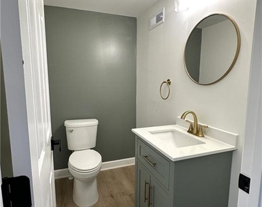 2972 Pathview Lane - Photo Thumbnail 11