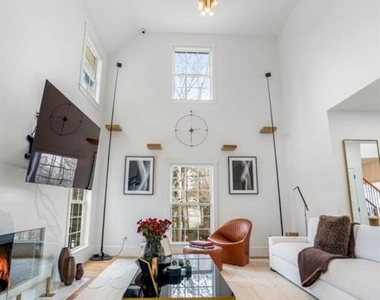 1046 Wiley Bridge Road - Photo Thumbnail 17