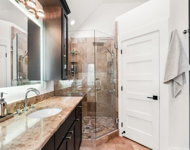 1046 Wiley Bridge Road - Photo Thumbnail 53
