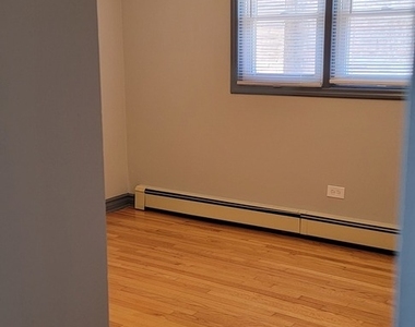 336 Crandon Avenue - Photo Thumbnail 9