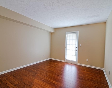 1808 Augusta Drive Se - Photo Thumbnail 14