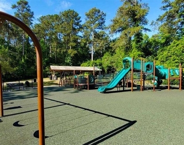 1808 Augusta Drive Se - Photo Thumbnail 22