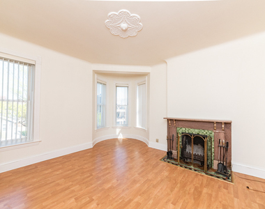 3300 N Racine Avenue - Photo Thumbnail 3