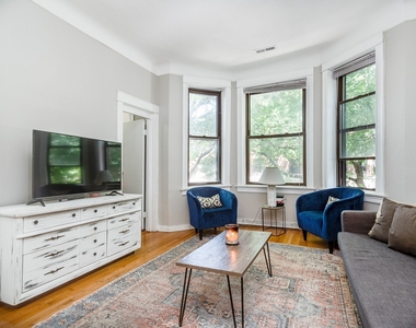 3554 N Wilton Avenue - Photo Thumbnail 1