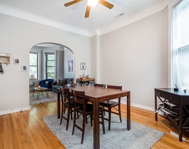 3554 N Wilton Avenue - Photo Thumbnail 5