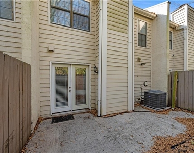 1771 Defoor Avenue Nw - Photo Thumbnail 22