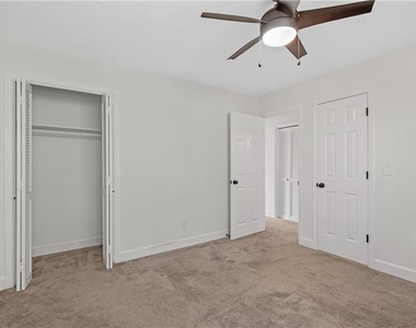 1771 Defoor Avenue Nw - Photo Thumbnail 15