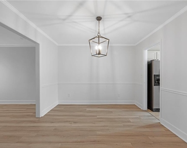 1771 Defoor Avenue Nw - Photo Thumbnail 6
