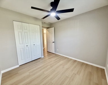 39849 N Harbor Ridge Drive - Photo Thumbnail 10