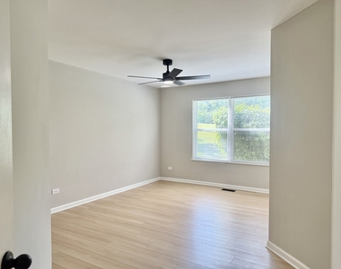 39849 N Harbor Ridge Drive - Photo Thumbnail 6