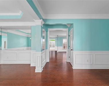 2331 Northmont Parkway - Photo Thumbnail 6